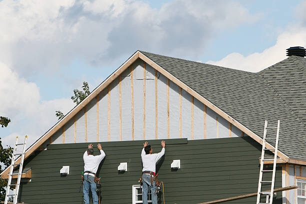Professional Emergency Siding Repair technician working in Boomer, NC