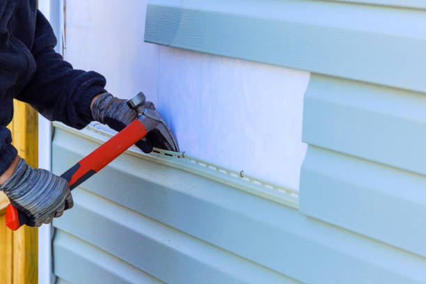 Reliable Emergency Siding Repair contractor in Boomer, NC by Squared Siding